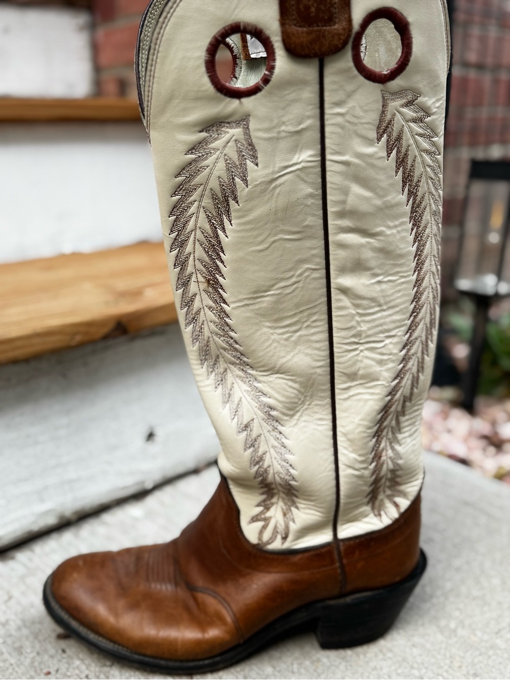 Olathe Boot Co. Two-Tone Cowboy Boots | Brown & Cream | Made in USA | Sz 9 - Picture 12 of 13